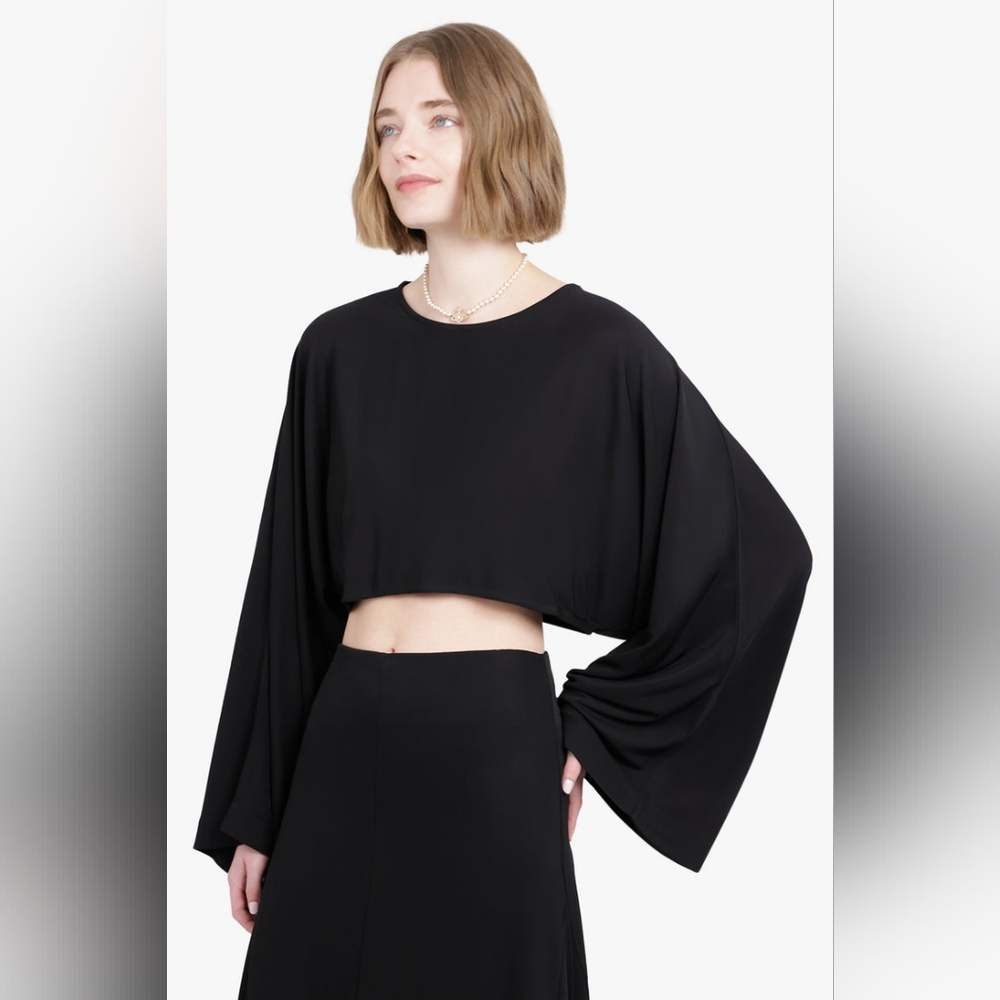 NWT Primi Elegant Black Women's Cropped Blouse